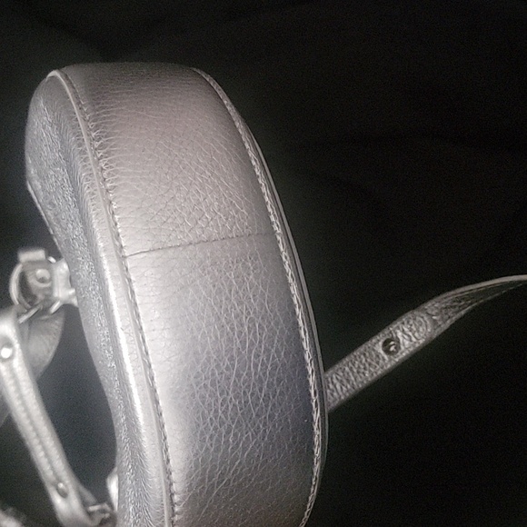 Behno Tilda Metallic Saddle Handbag Purse - Picture 7 of 10